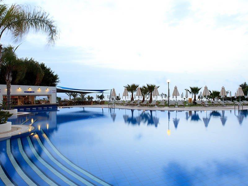 Sentido Kouzalis Beach Hotel Protaras Exterior foto