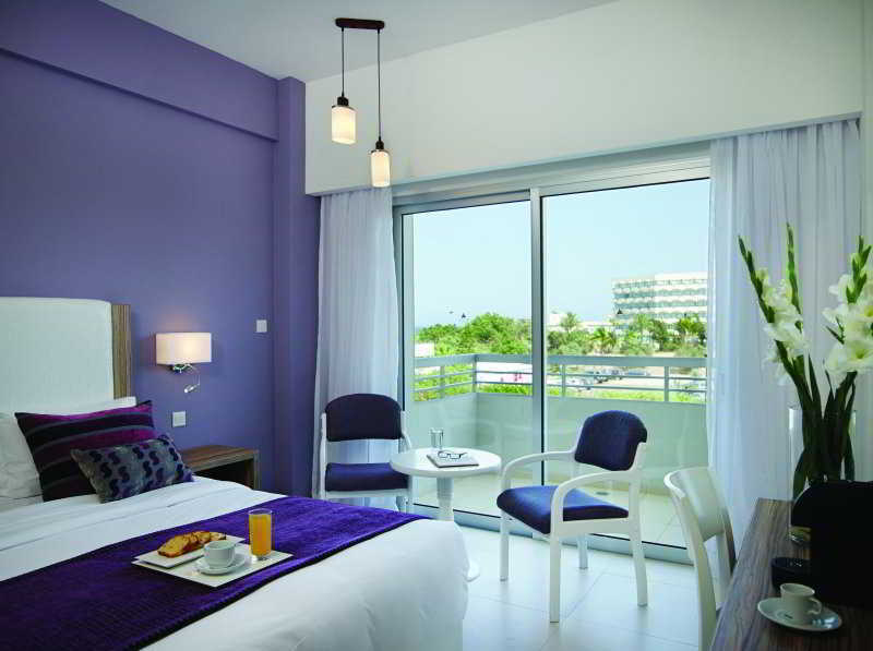 Sentido Kouzalis Beach Hotel Protaras Exterior foto
